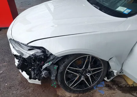 2017 Volvo S90 T6 Momentum из США, поврежденный, VIN YV1A22MK7H1014743